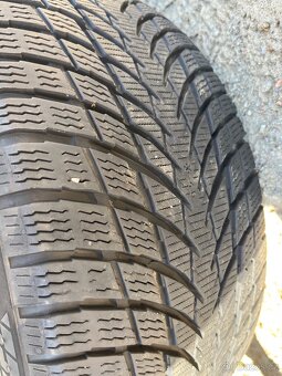 Sada zimních pneu Nokian 245/45/17 - 5