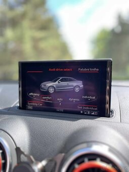 Audi A3 S-Line Kabriolet - 5
