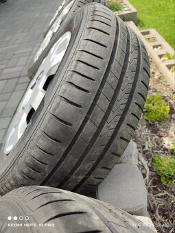 15" Mercedes 195/65 R15 - 5