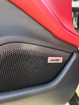 Porsche Taycan TURBO 2025 - 5