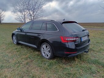 Superb 3 III combi 2.0 TDI 110kw manual alu - 5