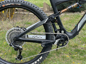 Celoodpružené karbonové kolo IBIS MOJO3 - 5