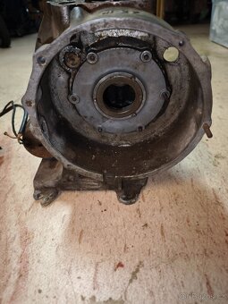 Nekompletní motor BMW R2 - 5