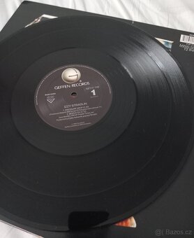 LP Izzy Stradlin – Pressure Drop - 5