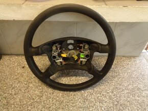 Volant Fabia 1 - 5