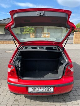 VW Polo 1.2, r. v. 2003 – 1. majitel, servisní knížka, 195 3 - 5