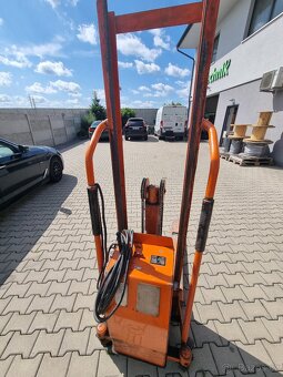 VYSOKOZDVIŽNÝ ELEKTRICKÝ VOZÍK - 5