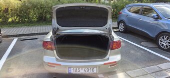 Mazda 3 1.6 rok 2004 - 5