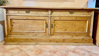 Velký starožitný příborník z masivu - 5