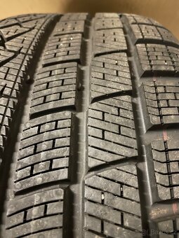 Orig zimni bmw 7 I7 G70 X3 G45 style 903 245/50/19 - 99% - 5