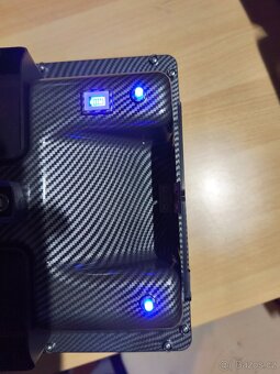 Zakrmovaci člun pro rybáře - 5