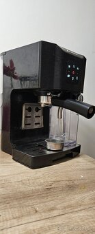 Pákový kávovar Sencor SES 4040BK - 5