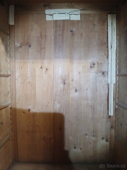 Starožitné skříně(ložnice) - 5