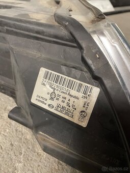 Škoda Octavia 2 facelift xenony - 5