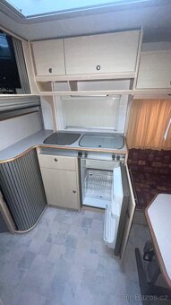 obytný karavan KIP star-line, Automat mover, nová STK - 5