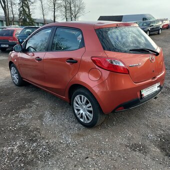 Mazda 2, 1,3KRÁSNÁ,130TKM,1MAJ.SERVISKA - 5