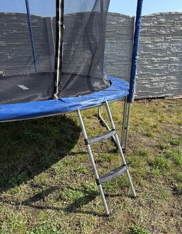 Trampolína Marimex 305 cm + ochranná síť a schůdky - 5