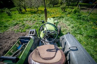 Zetor 25 - 5