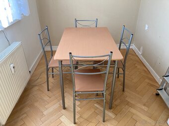 Jídelní stůl se 4 židlemi – moderní design, jako nový - 5
