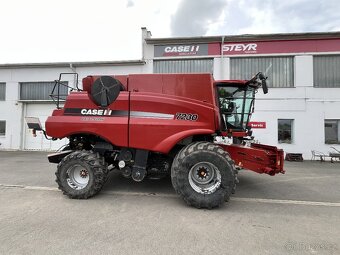 Sklízecí mlátička Case IH AF7230 - 5
