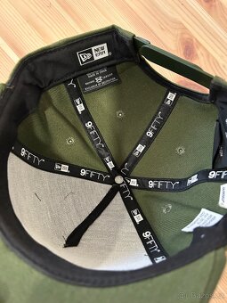 Prodám 2 originální kšiltovky Quiksilver – jako nové - 5