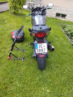 Honda CBF 600S - 5