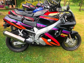 Yamaha FZR, Honda CB-Boldór, Suzuki VZ800, CBR 900RR, ZXR400 - 5