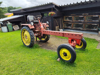 Traktor RS-09, dvouválec, nepojízdný - 5