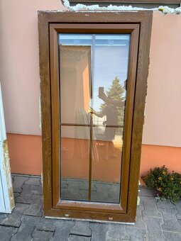 Prodám použitá plastová okna 6 ks + balkónové dveře - 5