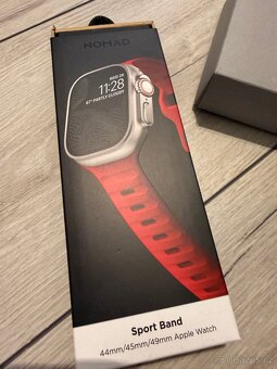 Apple Watch Ultra 2 Ceullar černý titán - 5