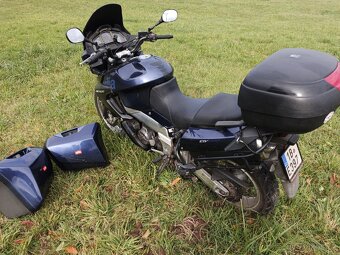 Aprilia Caponord - 5