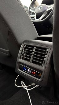 Volkswagen Golf 8 - 5