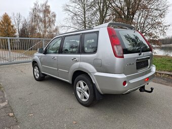 Nissan X-Trail 2.2 dci 100 kw 4x4 - 5