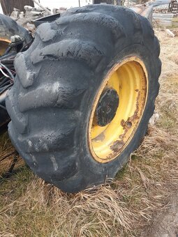 Prodám pneu 600/65r34 600/55r26,5 - 5