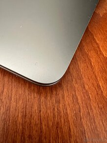 MacBook Air 13" 2020 / 256GB / i3 / Space Gray - 5