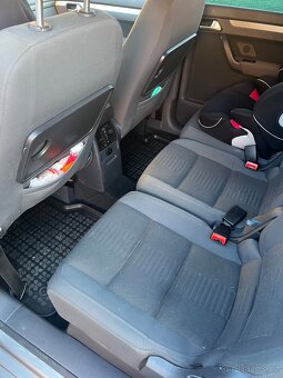 Vw touran 5mistny je 2.0tdi 125kw rok2008 - 5