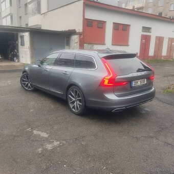 Volvo V90 - 5