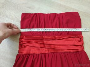 Prodám dámské společenské (plesové) šaty - 5