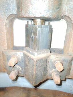 Starý lis - 5