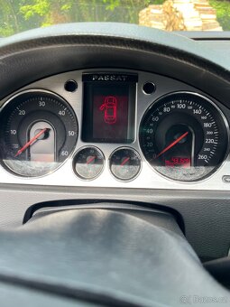 Volkswagen Passat B6 2.0 TDI 103kW DSG - 5