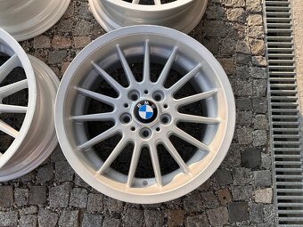 17” BMW styling 32 - konkávní - 5