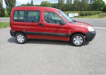 Citroën Berlingo 1,4 55 kW Bez koroze Historie benzín - 5