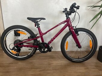 Vynikající lehké kolo Specialized Jett, velikost 20 - 5