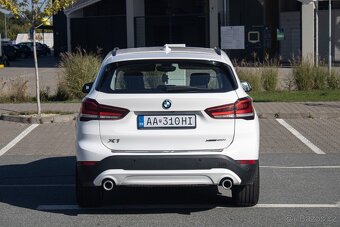 BMW X1 xDrive 20i A/T - 5
