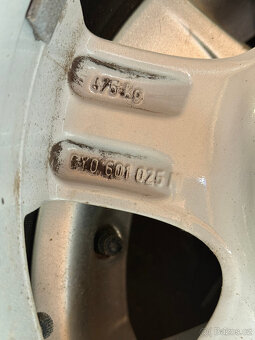 zánovní zimní sada 185/60/14 vč.litých kol na Škoda Fabia - 5