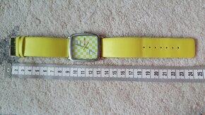 HODINKY_různé typy dámských hodinek od 10Kč - 5