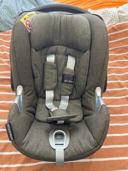 Vajíčko a Základna - 5