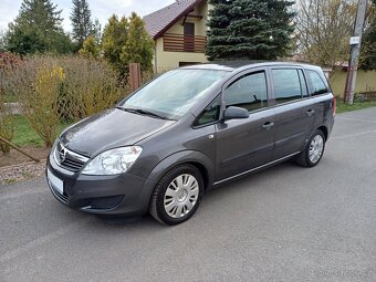 Benzínová Opel Zafira 1.8...7místné - 5