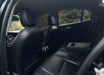 Alfa Romeo Giulia 2.0 Turbo 16V AT8 Veloce - 5