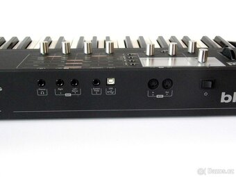 Waldorf Blofeld Keyboard - 5
